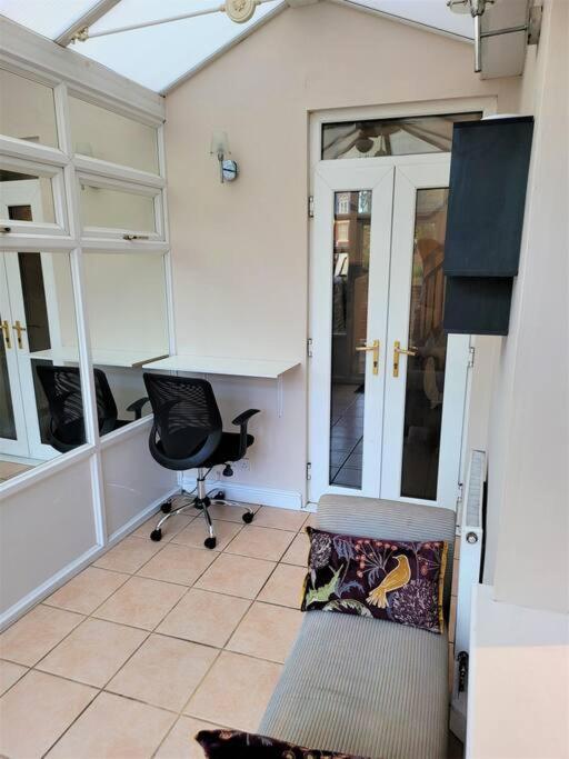 Nice 4-Bedroom Vacation Home With Indoor Fireplace ウェリントン エクステリア 写真