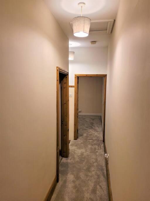 Nice 4-Bedroom Vacation Home With Indoor Fireplace ウェリントン エクステリア 写真